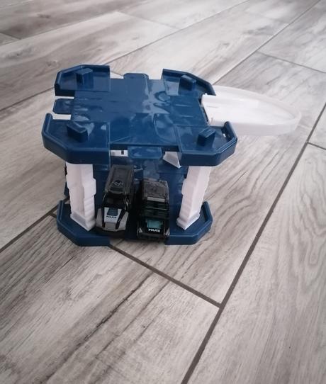 Mini autodraha garáž + 2x auticko, 