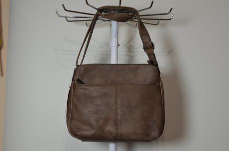 Bledohnedá kabelka, 