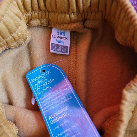 Tepláky horčicivej farby, 92