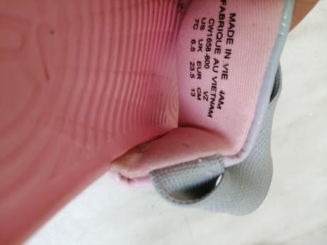 Sandálky pre dievčatka ruzove nike vel. 23,5, nike,23