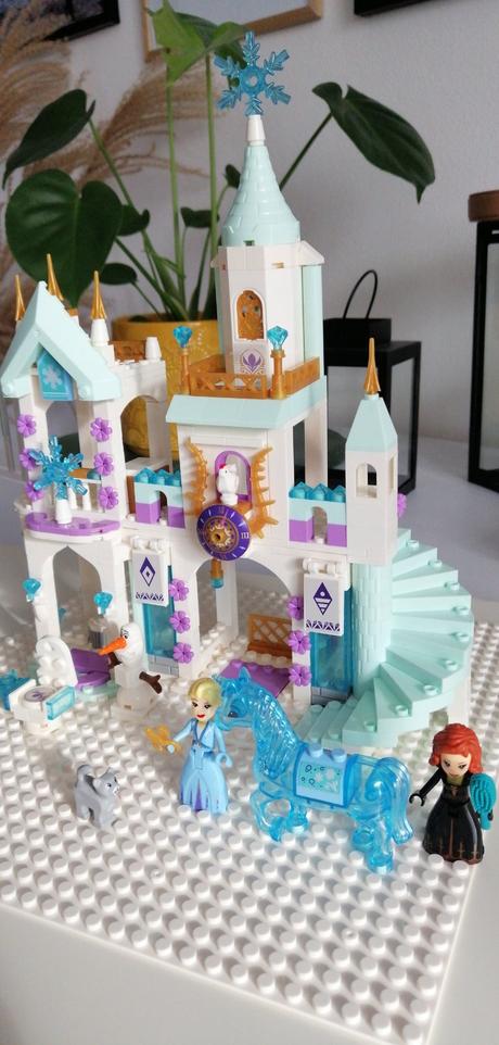 Frozen zámok anna a elza, 