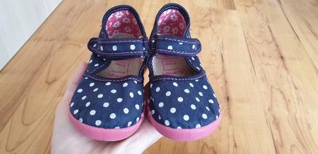 Papučky, ren but,23