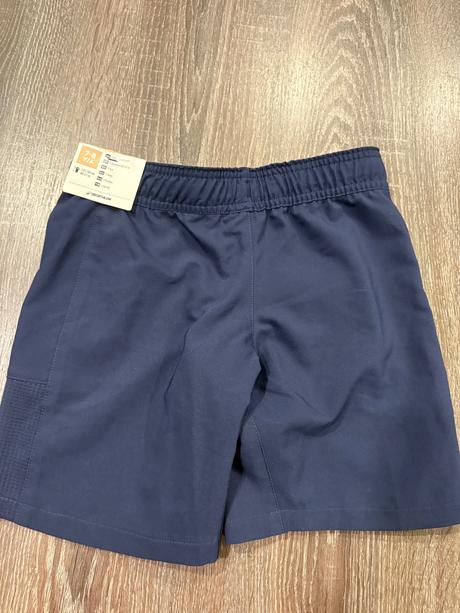 Decathlon nove kratasy 7/8 rokov, decathlon,122