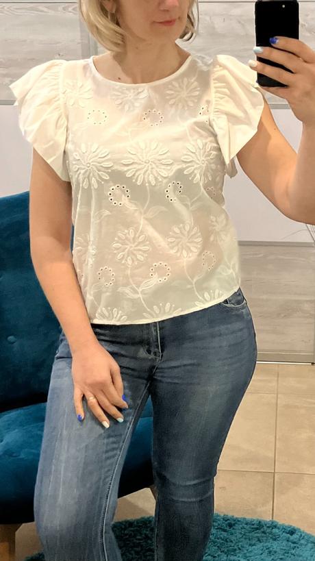 Dámska vyšívaná blúzka biela, m / s