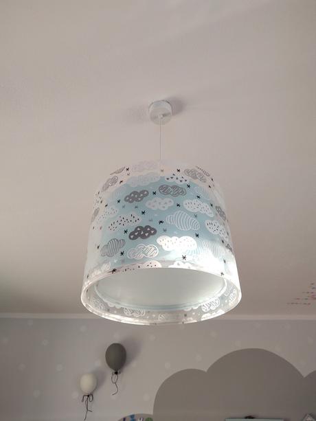 Lampa s oblacikmi,