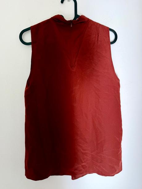 Hugo boss..hodvabny top ..velkost m, hugo boss,m