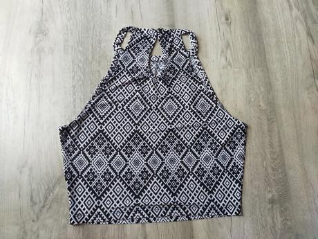 Ciernobiely crop top, s