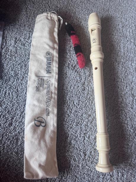 Yamaha yrs 24b flauta sopránová zobcová baroková t, 