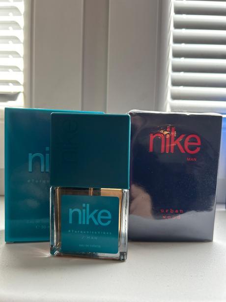 Parfém nike 2kusy,