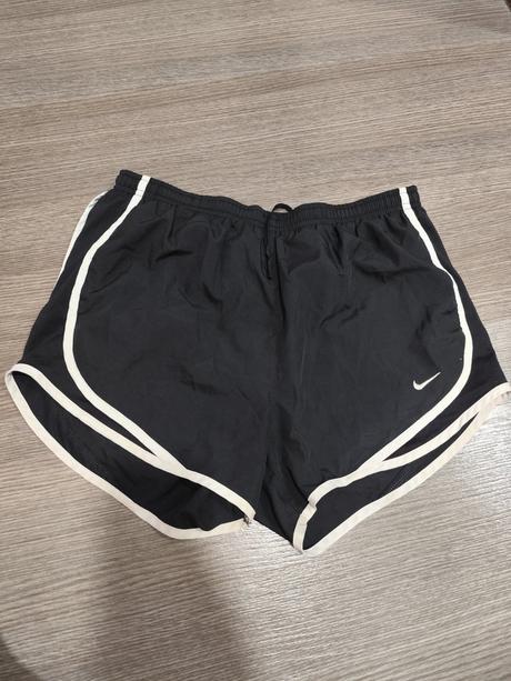 Šortky nike veľ. s, nike,s