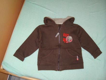 Bundička s kožušinkou na kapucke, 86