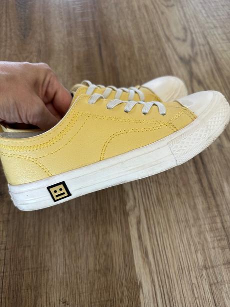 Tenisky elastické šnúrky, baťa,32