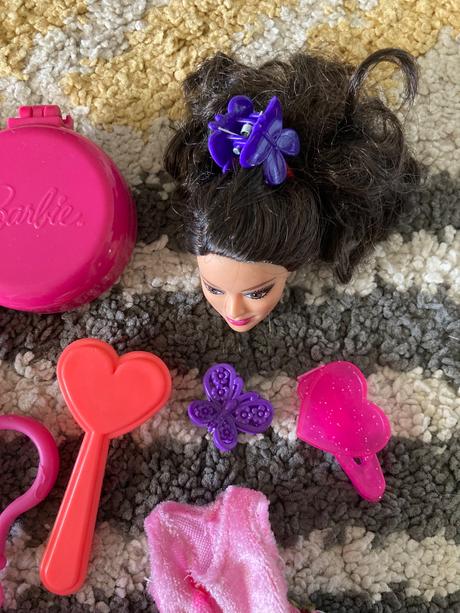 Doplnky pre barbie,