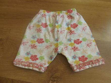 Šortky  - kvietky, c&a,80
