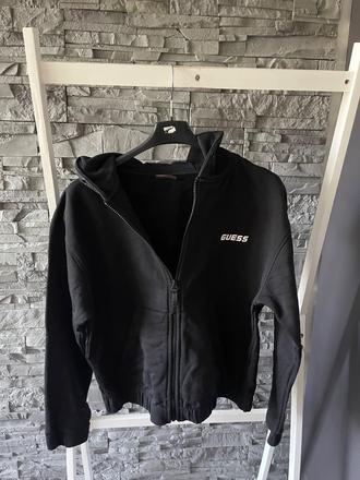 Guess v.m, guess,m