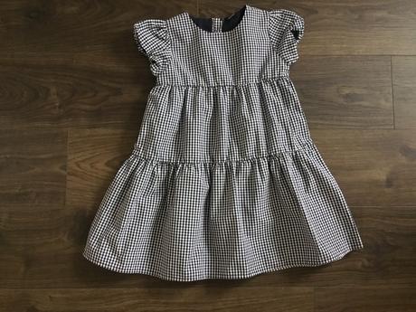 Kárované šaty, 128