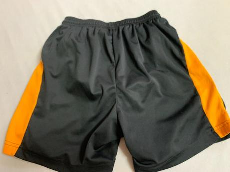 Športové šortky - dres, umbro,152