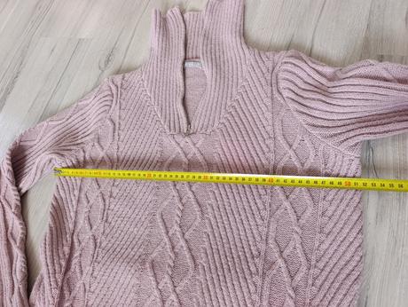 Pekné pletené šaty, gate,l