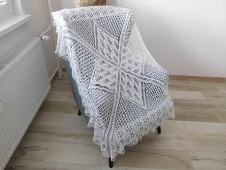 Obrus biely 165 x 131 cm, top top stav, 