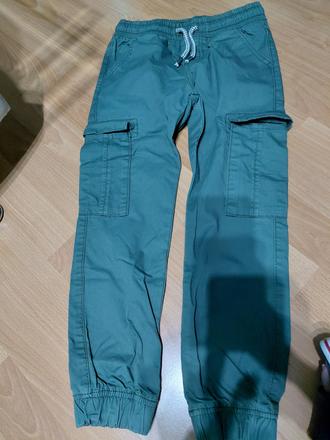 Sportove nohavice, takko,122