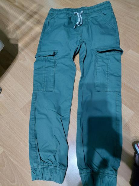 Sportove nohavice, takko,122