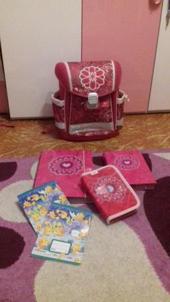 Školská taška, peračník, dosky a zošity, 