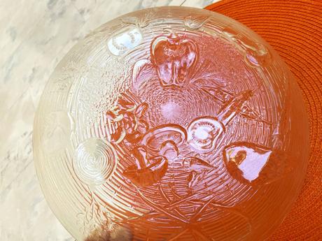 Masívna stará sklenená misa,