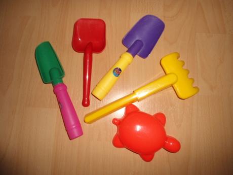 Plastove hracky do piesku, 