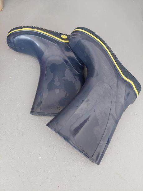 Kvalitne gumaky s hrubou podrazkou, alpine pro,33