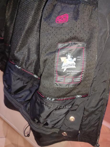 Bunda lyžiarska zn.slc, 164