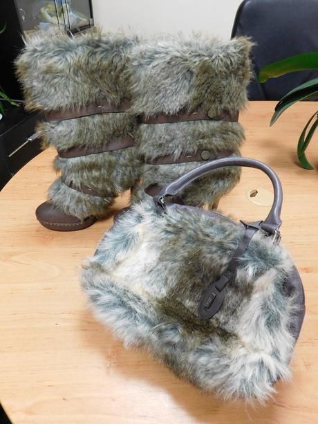 Kabelka s kožušinkou, 