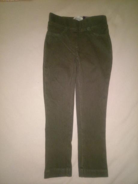 Uzasne dzeginsy, hrubsie leginy, leginove nohavice, lupilu,104