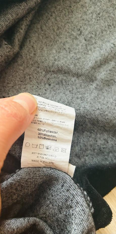 Krásny velúrový komplet poľskej značky ola voga,