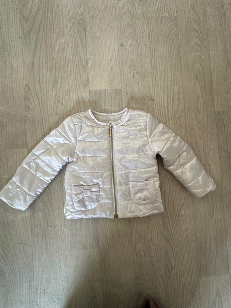 Biela bundicka, mayoral,86