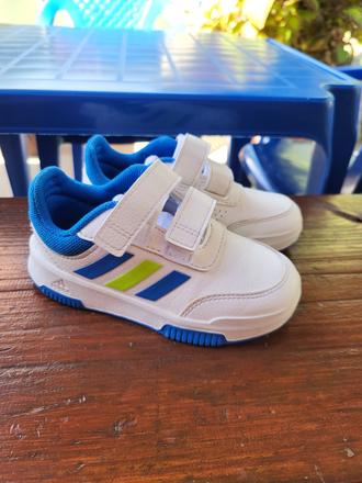Tenisky +doporučené poštovné, adidas,25