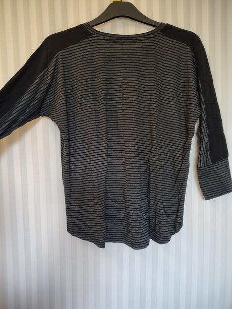 Dámsky čierno sivý pásikavý top, mango, xl/xxl, mango,xl