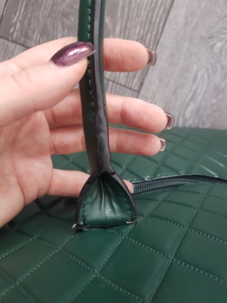 Kabelka carpisa, carpisa