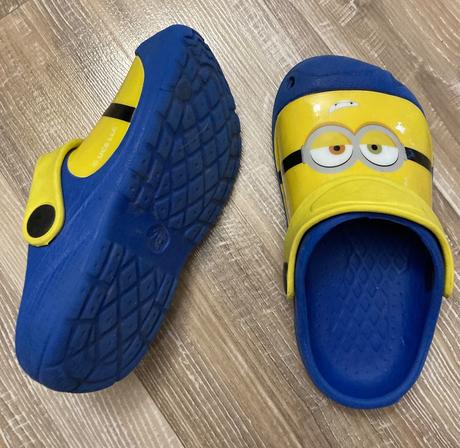 Šľapky/croksy mimóň, pepco,26