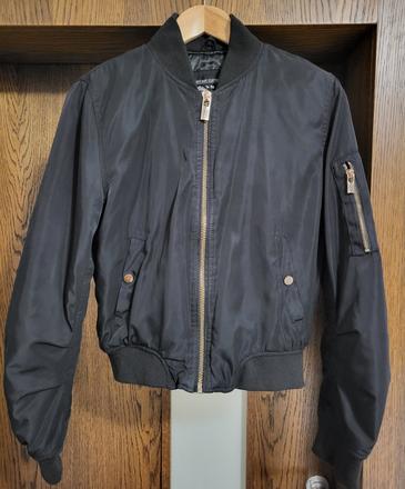 Čierna bombera urbansurface, l