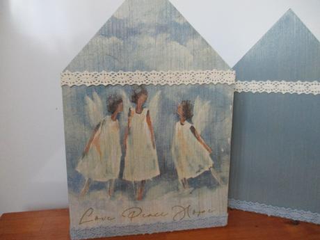 Domček s anjelikmi,cena spolu, 