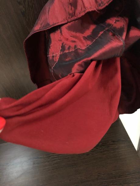 Luxusne šaty na prilezitost, veľkosť xs/s, s