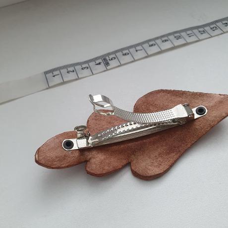 Kožená spona do vlasov, 