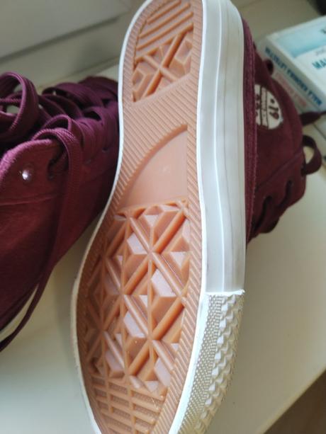 Predám nové tenisky, 32