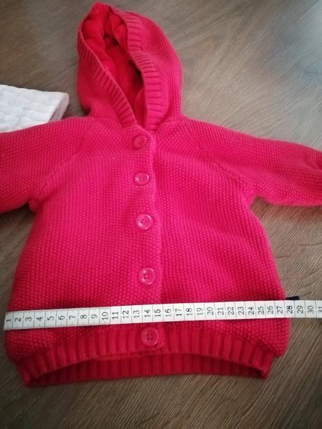 Červený teply svetrík 80, 74