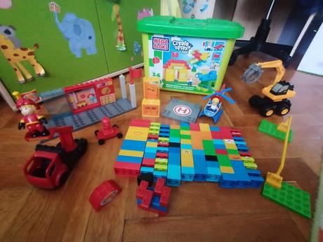Mega bloksbox zachr.stanica, hasič,vrtuľník,bager, 