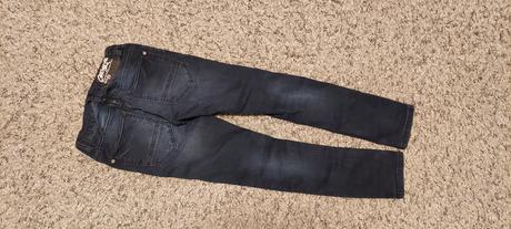 Rifličky 146, chapter young,146