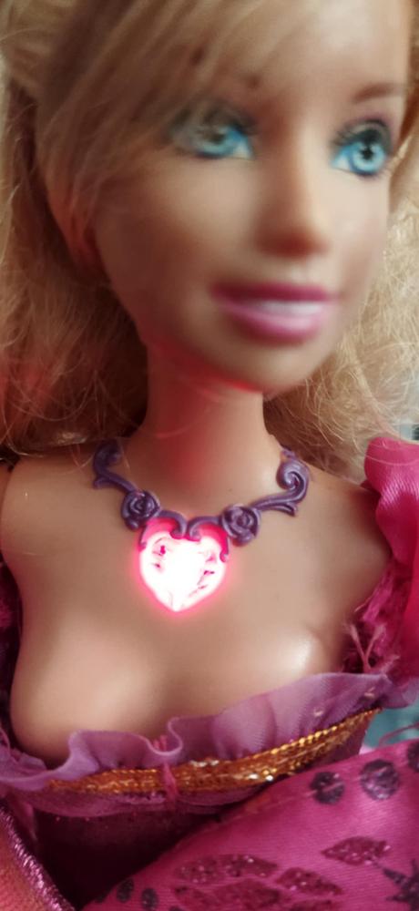 Barbie princezná liana, 