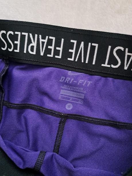 Trojstvrtove leginy 11e, nike,s