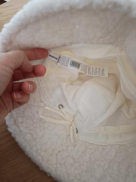 Teddy klobúk, sinsay