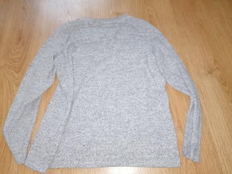 Svetríkové tričko č. 40, l